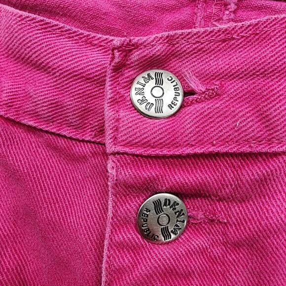 Vintage 90s Denim Republic Shorts Womens 11/12 Pink High Rise Double Button - Picture 2 of 12